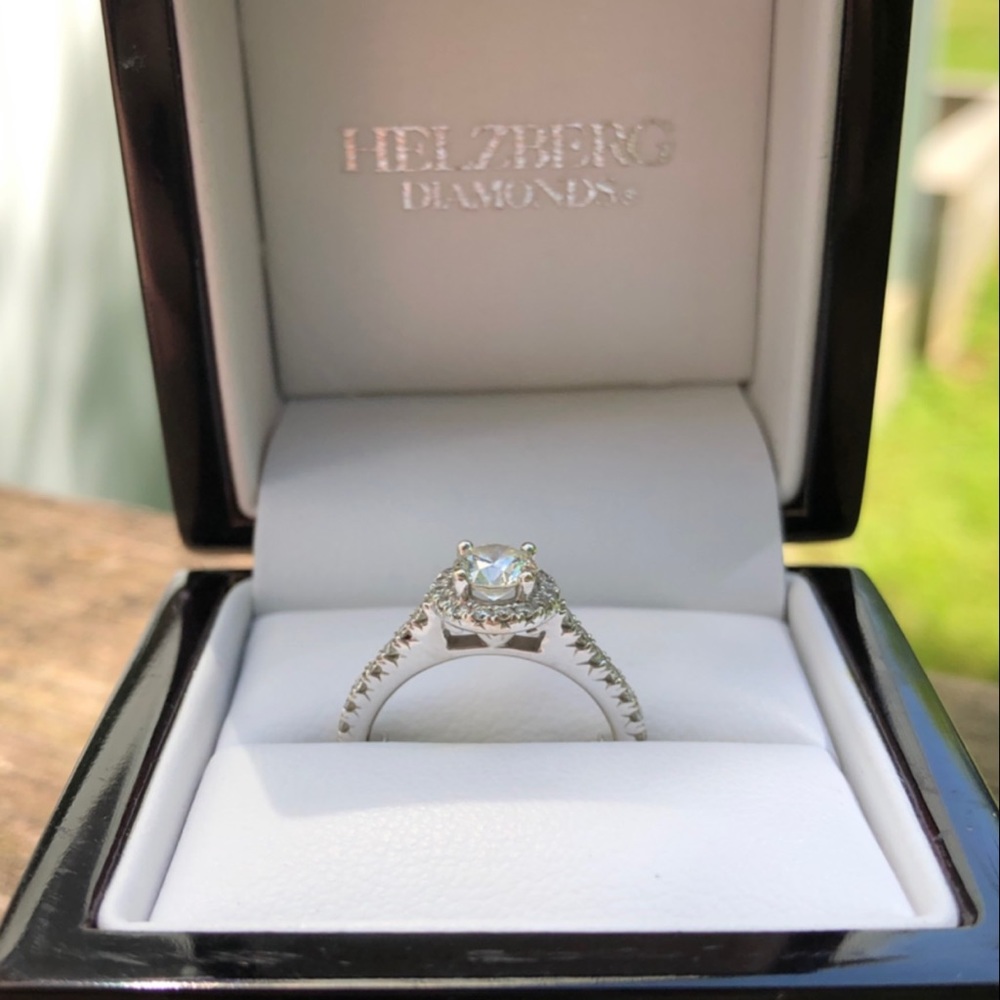 18K white gold diamond ring. Size 5. Beautiful AGS certified diamond.